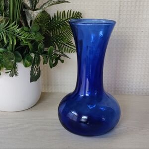 Vintage Indiana Glass "Illusions" Vase Cobalt Blue